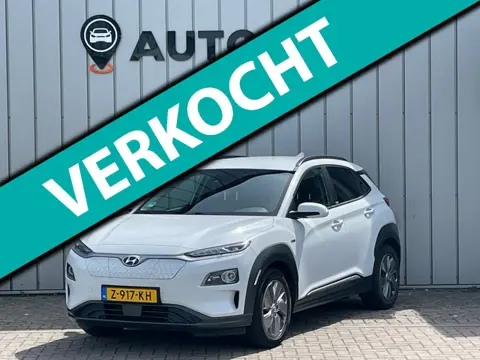 Hyundai Kona EV Design 64 kWh SOH100% 1E EIG DEALEROND|TREKHAAK|CAMERA|VIRTUALCOCKPIT|STOEL+STUURVRM