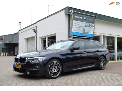 BMW 5-serie Touring 540i xDrive M pakket/Harman Kardon/Pano/Headup/1 eig in NL