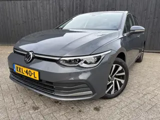 Volkswagen Golf 1.4 eHybrid Style (bj 2022, automaat)