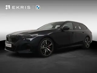 BMW 5-serie Touring 530e M Sport Edition | M-Sport Pro | Head-Up | 360 Camera | Trekhaak | Comfort A