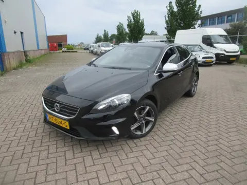 Volvo V40 2.0 D2 R-Design Business, Lees tekst
