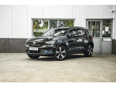 Volvo XC40 Recharge Core 70 kWh | Apple Carplay/Android Auto | Camera | 1500 trekgewicht