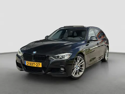 BMW 3-serie Touring 320d M-Sport | Pano | LED | Leer | Navi | Sportautomaat | Stoelverwarming | Spor
