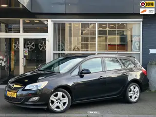 Opel Astra Sports Tourer 1.4 Turbo Edition TREKHAAK / NAVI / CRUISE / STOELVERWARMING / STUURVERWARM