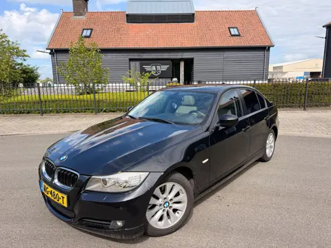 BMW 3-serie 320d High Executive Automaat leer Navi Xenon Schuifdak EXPORT PRIJS