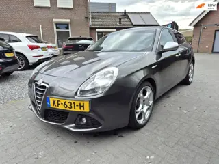 Alfa Romeo Giulietta 2.0 JTDm Distinctive Navi Clima Cruise Leer 18 Inch sportvelgen