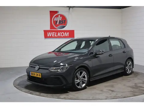 Volkswagen Golf 1.5 eTSI R-Line, Mild Hybrid, Compleet, 17 inch, Cruise, Clima, Digitaal dash, Parke