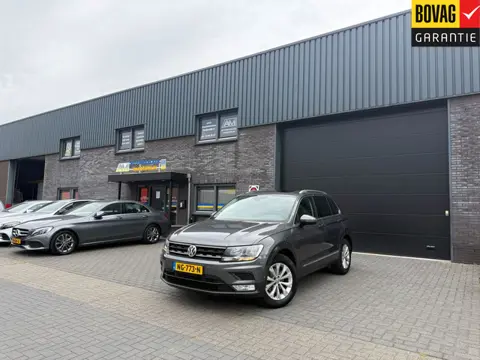 Volkswagen Tiguan 1.4 TSI ACT Connected Series | 1E EIGENAAR | 12MND GARANTIE | AUTOMAAT | ACC | PAN