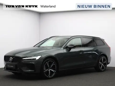 Volvo V60 2.0 T6 Plug-in hybrid AWD Ultra Dark / Head-Up Display / Bowers & Wilkins Audio / Stoelmas