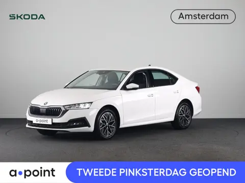 Skoda Octavia Ambition 1.0 e-TSI 110pk DSG-7 | Navigatie | Park Assist | Stoelverwarming | Led verli