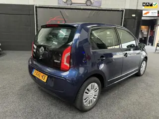 Volkswagen Up! 1.0 move up! BlueMotion/Navi