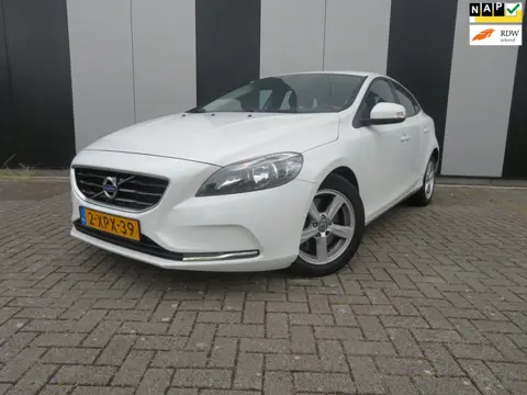 Volvo V40 2.0 D4 Kinetic Business