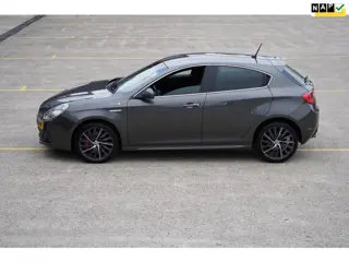 Alfa Romeo Giulietta 1.4 T Distinctive QV-Line