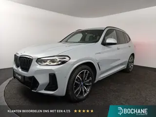 BMW X3 xDrive30e High Executive | M Sport | Panoramadak | Lichtmetalen velgen 20" | All season bande