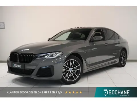 BMW 5-serie 530e Business Edition Plus | Panoramadak | M-sport | Laser LED | SoH 95% | Shadow | Memo