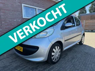 Peugeot 107 1.0-12V XS APK 25-5-2027 CD aux 5 deurs elektrisch pakket