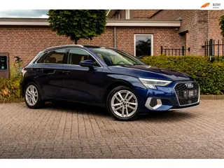 Audi A3 Sportback 40 TFSI e Business Edition 204 PK Ambiance Adaptive Keyless Elek.Klep Stoelverwarm