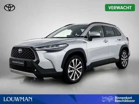 Toyota Corolla Cross Hybrid 140 Dynamic + | Stoel stuur en voorruitverwarming |