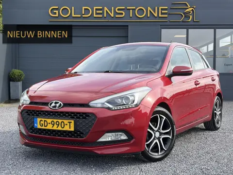 Hyundai i20 1.2 HP i-Motion  Apple Carplay/Android Auto,2e Eigenaar,Airco,Cruise,Rijstrooksensor,Pdc