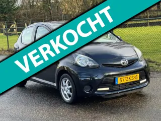 Toyota Aygo 1.0 VVT-i Aspiration /Airco/Led/5-Deurs/