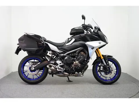 Yamaha Tracer 900 GT: GERESERVEERD RD (bj 2018)