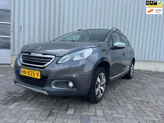 Peugeot 2008 1.2 PureTech Allure - Schade