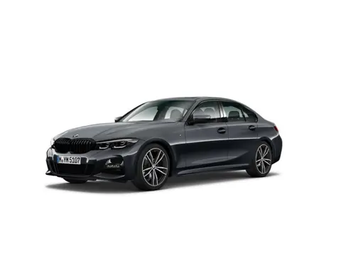 BMW 3 Serie 318i | M-Sport | High Exe | 19'' | Schuif-/Kanteldak | Camera | HiFi