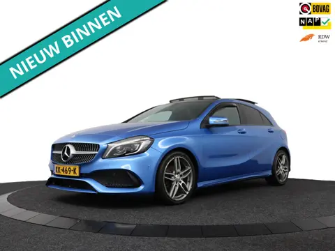 Mercedes-Benz A-klasse 180 Ambition AMG-Line/Panorama/Camera/18 inch/Stoelverwarming