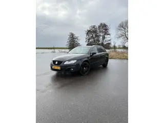 SEAT Exeo ST 2.0 TSI AUTOMAAT Leder Xenon Stoelverw Businessline