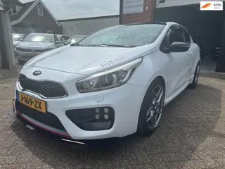Kia Cee'd 1.6 GT First Edition 240 Pk NAVI-CRUISE-CLIMA-PANORAMADAK-UNIEK