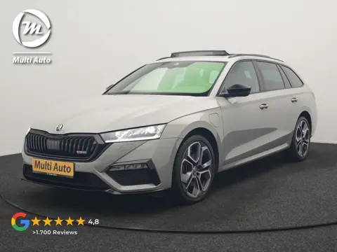 Škoda Octavia Combi 1.4 TSI iV RS PHEV 245pk Dealer O.H. | Panodak | Adaptive Cruise | Camera | Spor