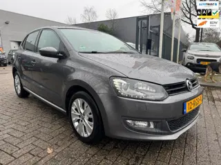 Volkswagen Polo 1.2 TSI Highline 5 deurs, panorama, xenon/led, stoel verwarming, pdc, multi-stuur, n