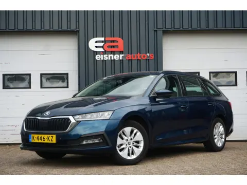 Škoda Octavia Combi 1.0 e-TSI Automaat Edition | TREKHAAK | ADAPT. CRUISE | CARPLAY |