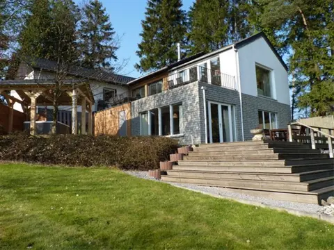 Ardennen tot 10 pers: luxe vakantie villa met sauna/jacuzzi