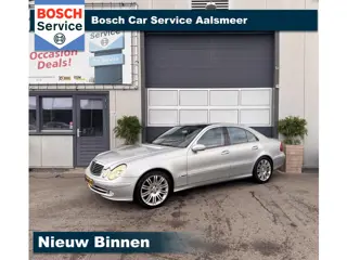 Mercedes-Benz E-klasse 240 Avantgarde / PANO / LEER / TREKHAAK /
