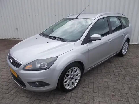 Ford FOCUS Wagon 1.8 Titanium Flexi Fuel ( APK 31-10-2026 )