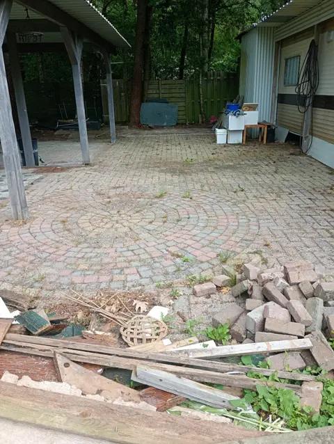 Diverse bestrating te koop