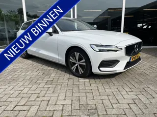 Volvo V60 2.0 B3 Core Carplay / Led / ACC / Clima