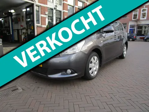 Toyota Verso 1.8VVT-i Business Automaat Airco 5-Drs