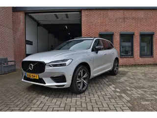 Volvo XC60 2.0 Recharge T8 AWD R-Design Memory, H&K, Pano, Full Option, Garantie!