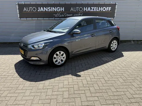 Hyundai i20 1.2 HP i-Motion Comfort Slechts 93.134km!! | Camera | PDC Achter | Airco | Navigatie | C