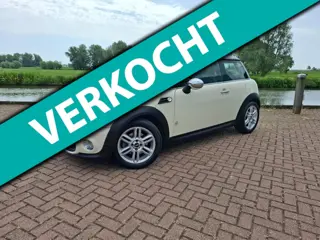 Mini 3-Deurs 1.6 Cooper 10 Years II Automaat Leder Clima Cruise