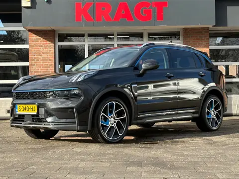 Lynk & Co 01 1.5 - 360 camera - schuifdak - LED - navi - climate - adap. cruise