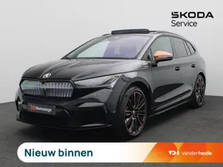 Skoda Enyaq iV 80 Founders Edition Black 204PK Aut. SOH 92,73%, Panoramadak, Trekhaak, Warmtepomp, 2