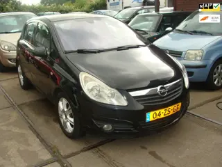 Opel Corsa 1.4-16V Cosmo 5drs airco elek pak nap ap-k