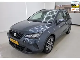 Seat Arona 1.0 TSI Style 1e Eig. !! BTW-Auto !! Full-map Navigatie, Apple Carplay / Android, Climate