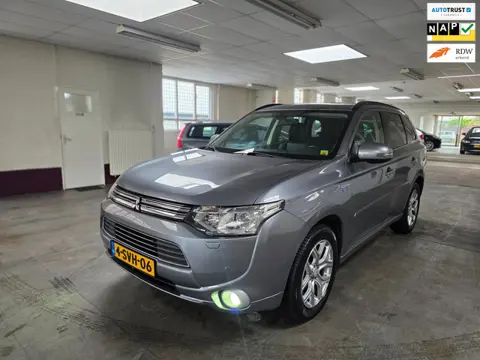 Mitsubishi Outlander 2.0 PHEV Instyle