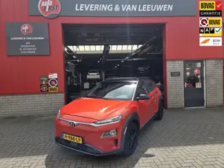 Hyundai Kona EV Fashion 39 kWh/ Stuur en stoelverwarming/ Android auto- Apple carplay/ Navigatie/ Cr