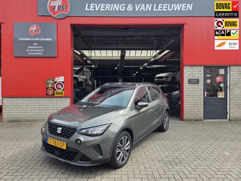 Seat Arona 1.0 TSI Style/ Lichtmetalen velgen/ Cruise control/ Android auto- Apple carplay/ Parkeers