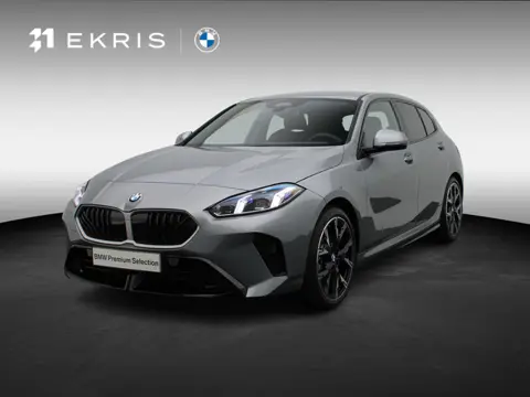 BMW 1 Serie 120 M Sportpakket Pro | Premium Pack | M Adaptief Onderstel | Parking Assistant | 18'' |